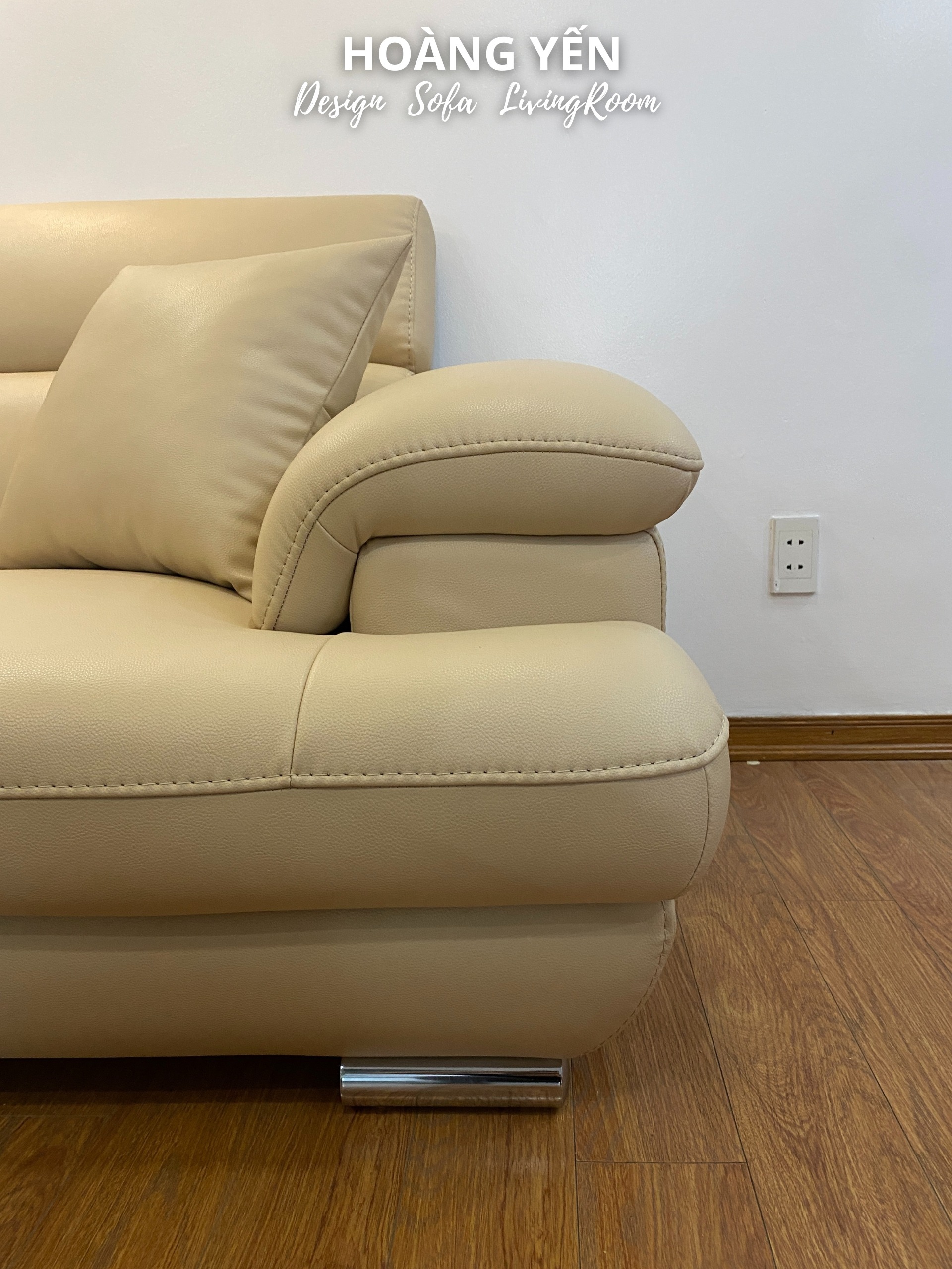Sofa da góc L SHY339 quây kín tựa màu kem