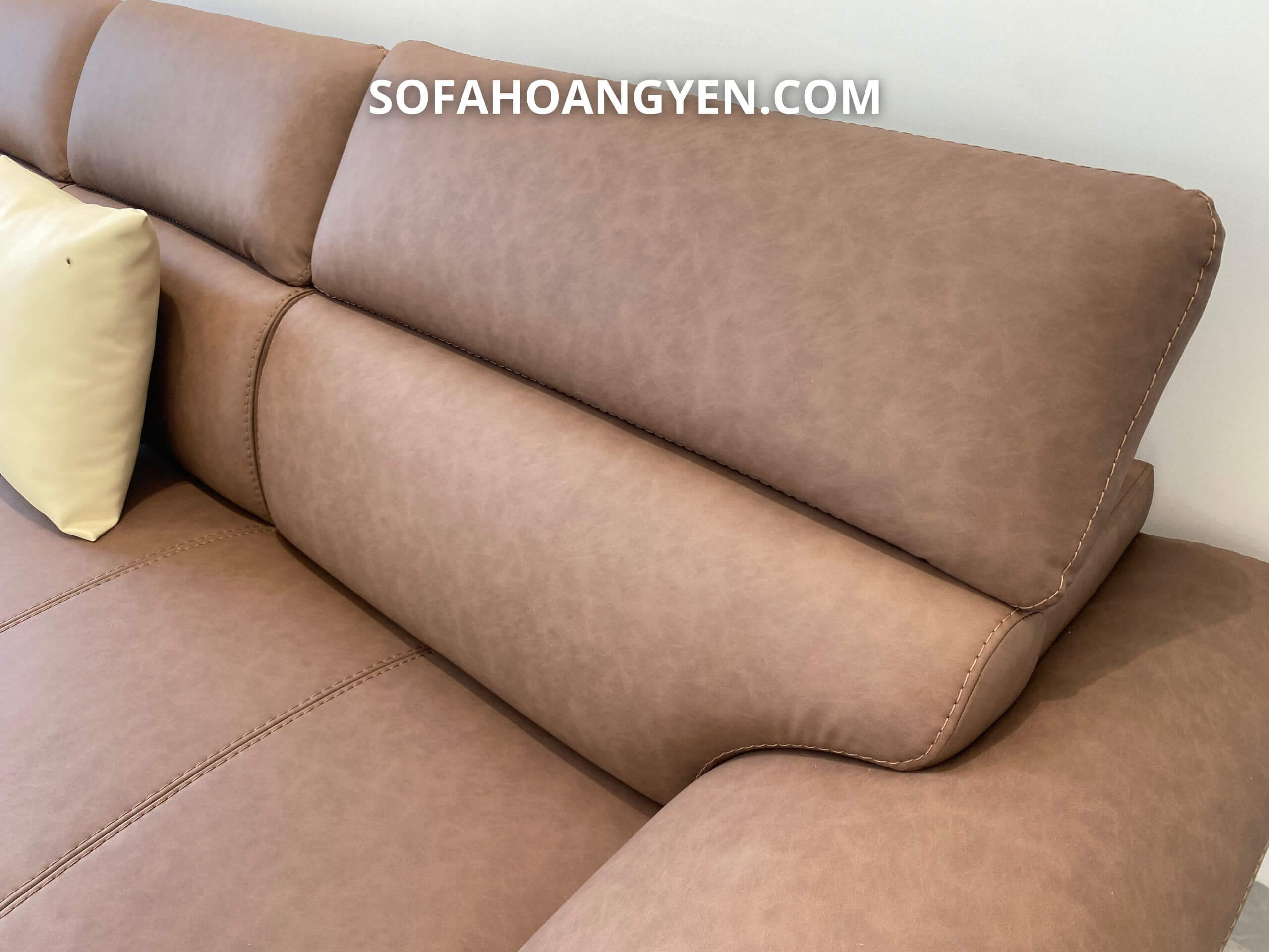 Sofa da phòng khách SHY434 màu nâu loang